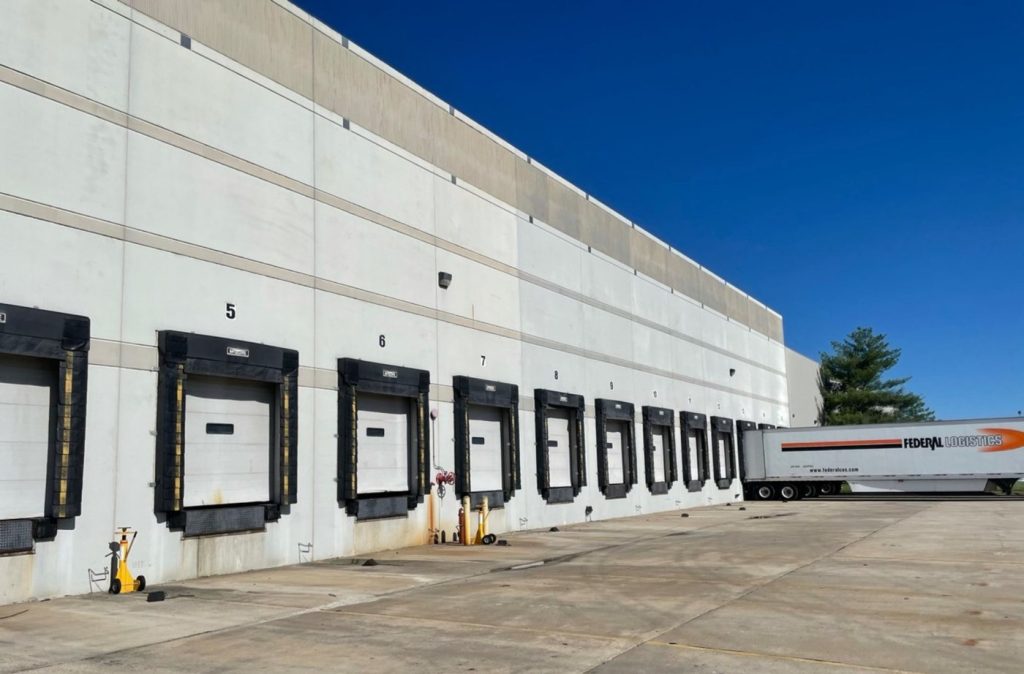 Warehouse loading dock wall and apron cleaned